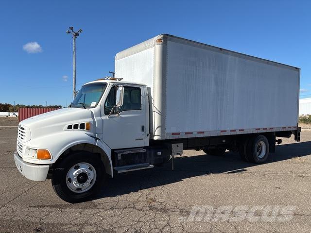 Sterling M7500 Dobozos teherautók