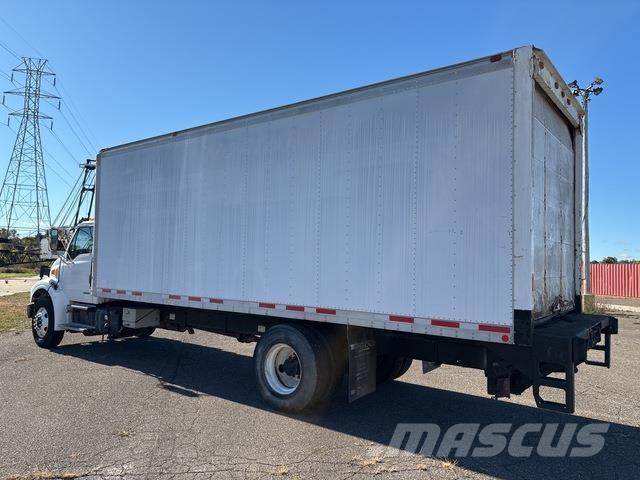 Sterling M7500 Dobozos teherautók