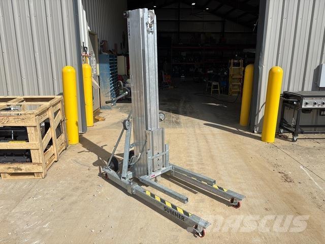 Sumner 2124 Csörlők, emelőberendezések és anyagmozgató liftek