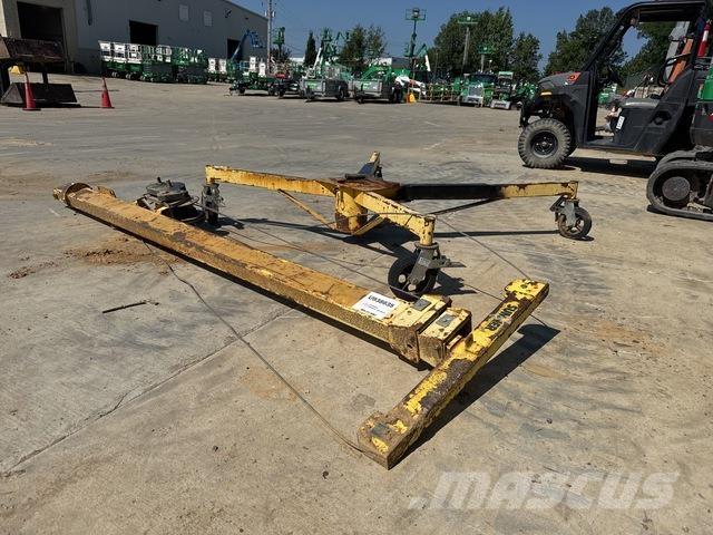 Sumner R250 Csörlők, emelőberendezések és anyagmozgató liftek