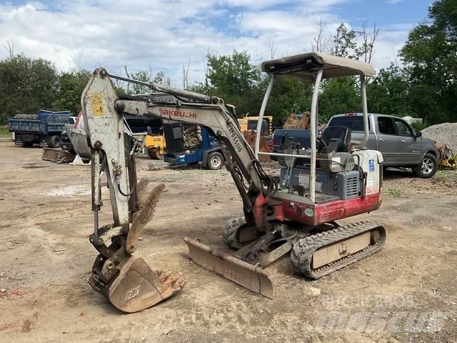 Takeuchi TB016 Lánctalpas kotrók