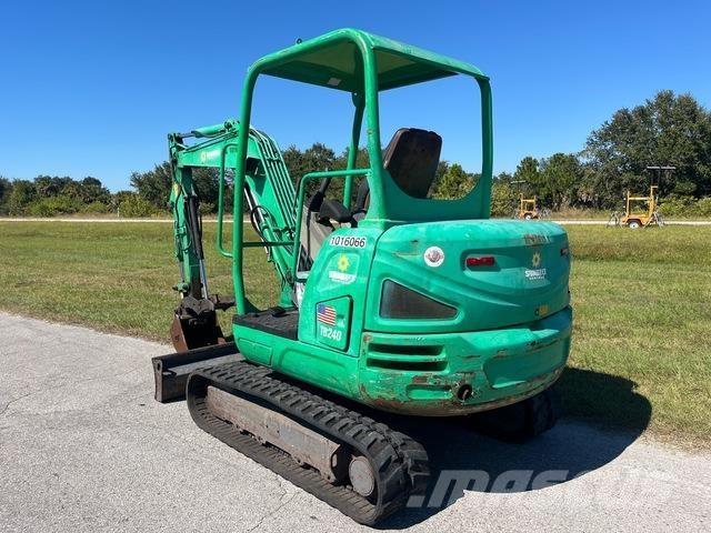 Takeuchi TB240 Lánctalpas kotrók