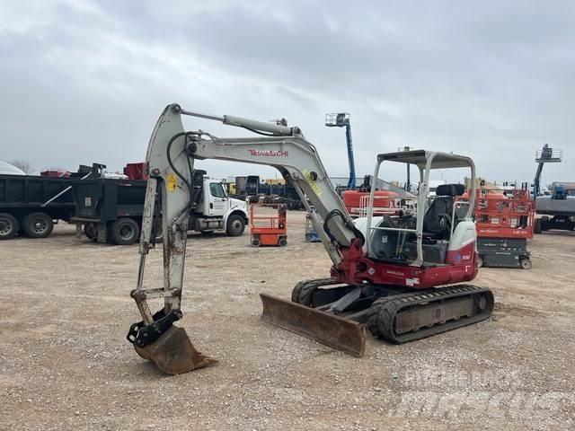 Takeuchi TB260 Lánctalpas kotrók