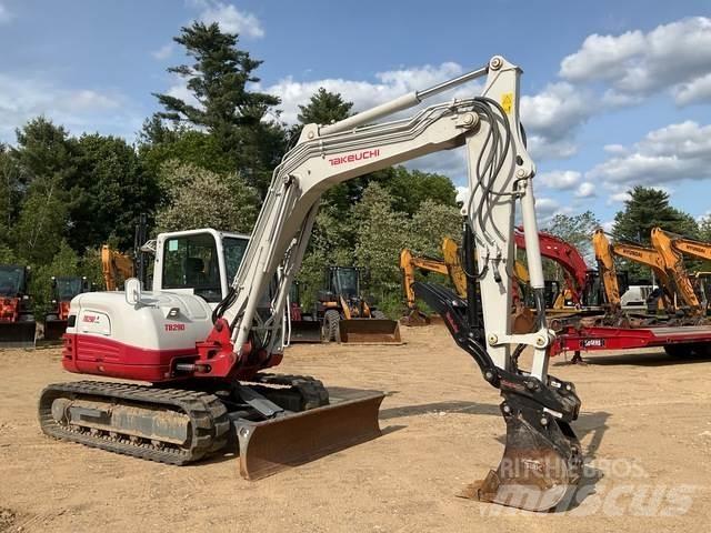 Takeuchi TB290 Lánctalpas kotrók