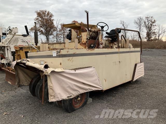 Tampo  Pneumatikus kerekes hengerek