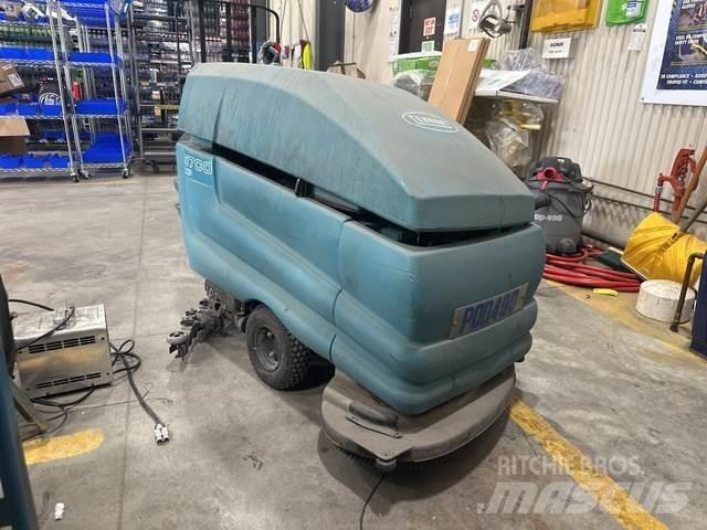 Tennant 5700XP Scrubber dryers