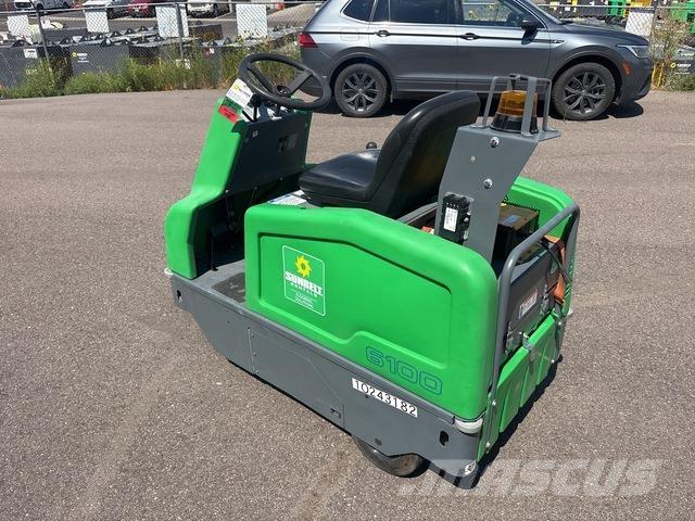 Tennant 6100 Beltéri takarító gépek