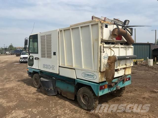 Tennant 803-II Utcaseprő teherautók
