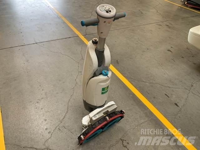 Tennant IMOPXL Scrubber dryers