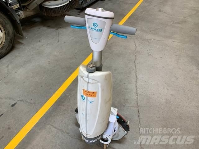 Tennant IMOPXL Scrubber dryers