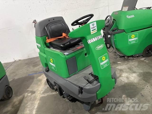 Tennant R14 Scrubber dryers