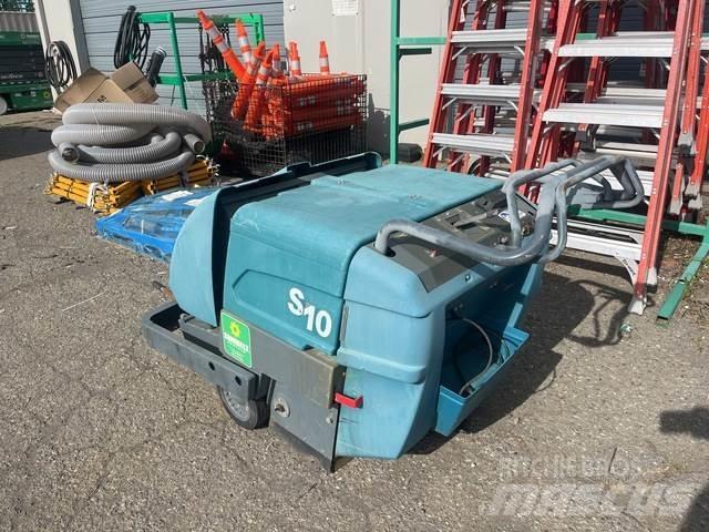 Tennant S10 Beltéri takarító gépek