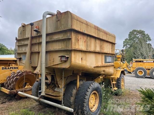 Terex 3303 Vízszállító teherautók