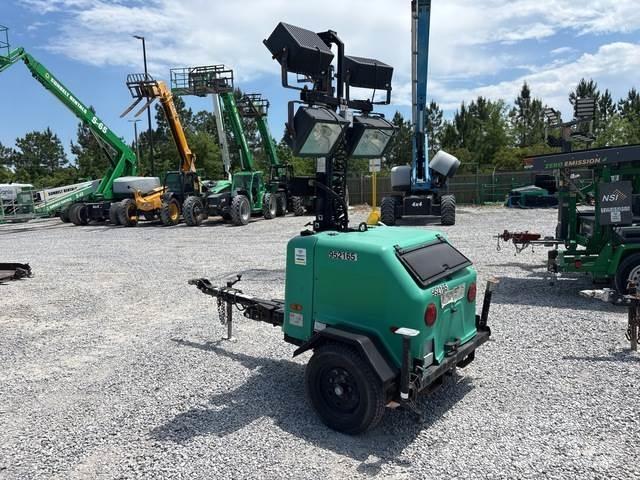 Terex RL4 Fénytornyok