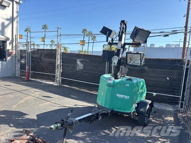 Terex RL4 Fénytornyok