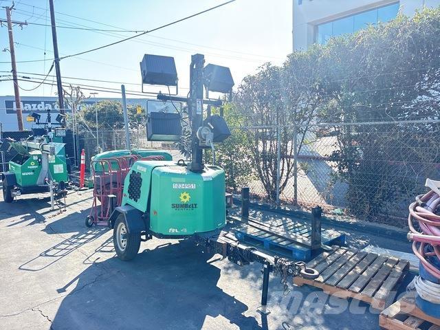 Terex RL4 Fénytornyok