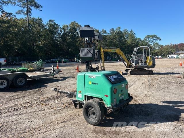 Terex RL4 Fénytornyok