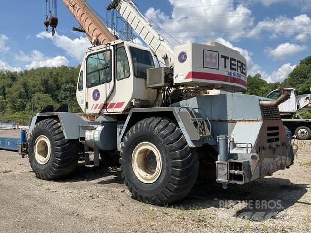 Terex RT335-1 Mobil daruk