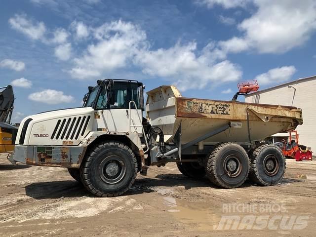 Terex TA300 Csuklósdömperek