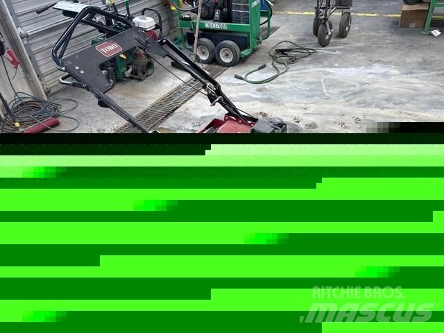 Toro 23515 Gyepszellőztetők