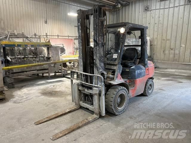 Toyota 7FGU32 Építőipar - Egyebek