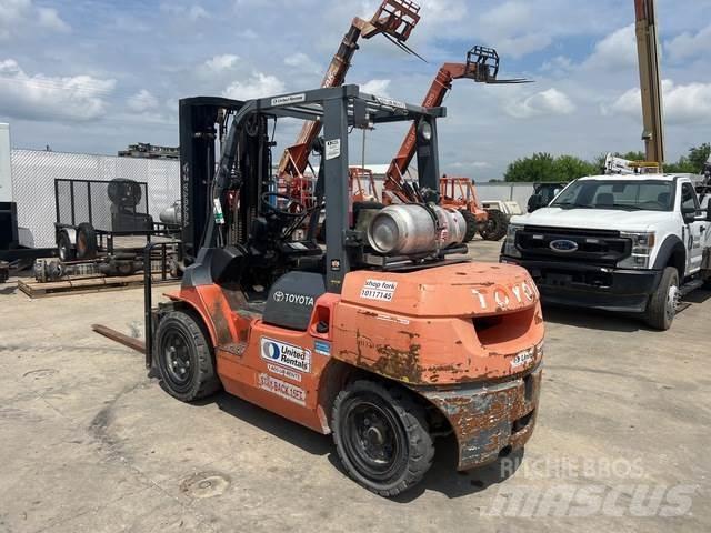 Toyota 7FGU35 Építőipar - Egyebek