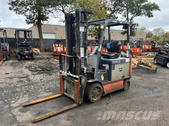 Toyota 8FBCU30 Elektromos targoncák