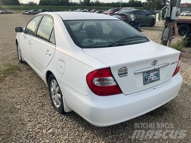 Toyota Camry Kistehergépjárművek