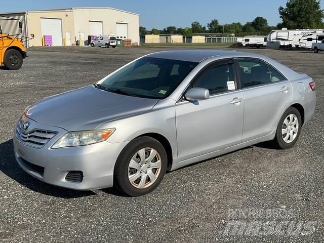 Toyota Camry Kistehergépjárművek