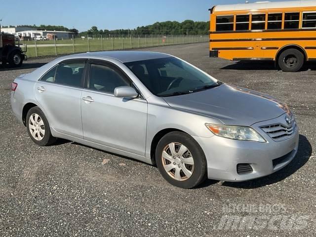 Toyota Camry Kistehergépjárművek