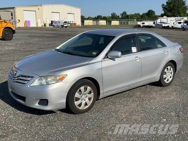 Toyota Camry Kistehergépjárművek