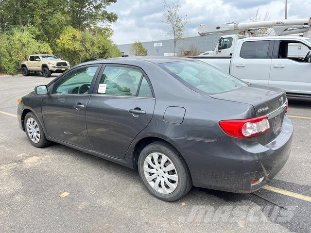 Toyota Corolla Kistehergépjárművek