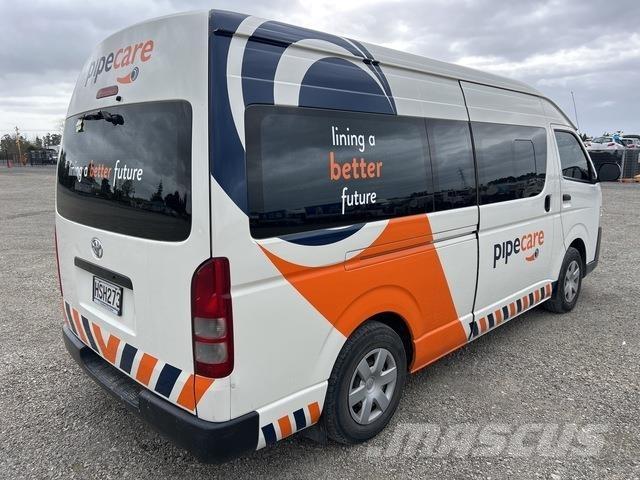 Toyota HiAce Transporterek