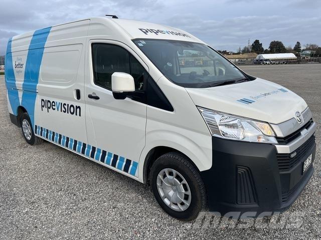 Toyota HiAce Transporterek