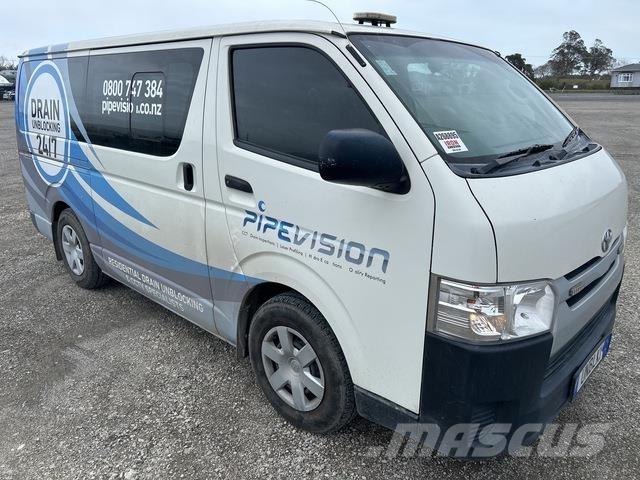 Toyota HiAce Transporterek