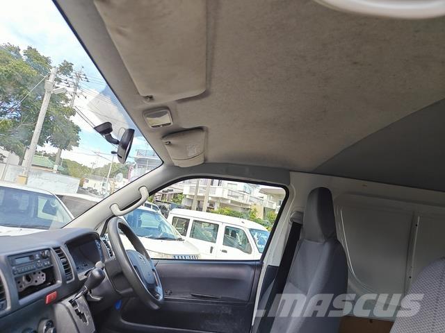 Toyota Hiace Mini buszok