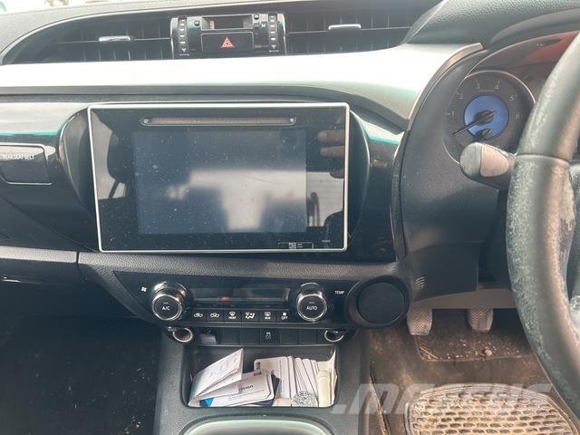 Toyota HiLux Egyéb