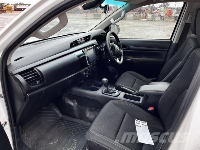 Toyota Hilux Egyéb