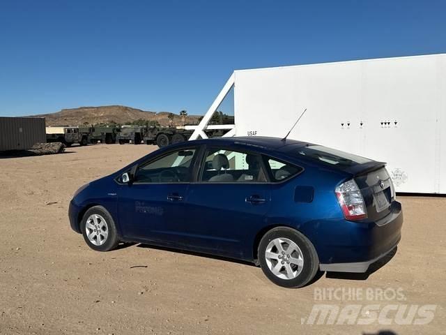 Toyota Prius Kistehergépjárművek