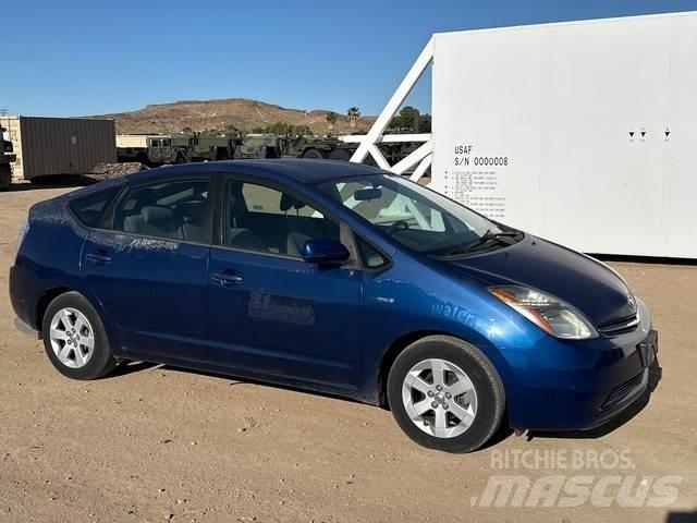 Toyota Prius Kistehergépjárművek