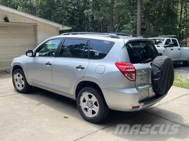 Toyota RAV4 Kistehergépjárművek