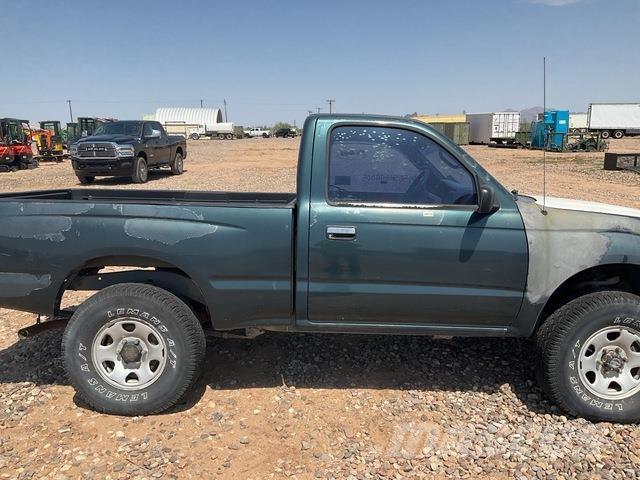 Toyota Tacoma Egyéb