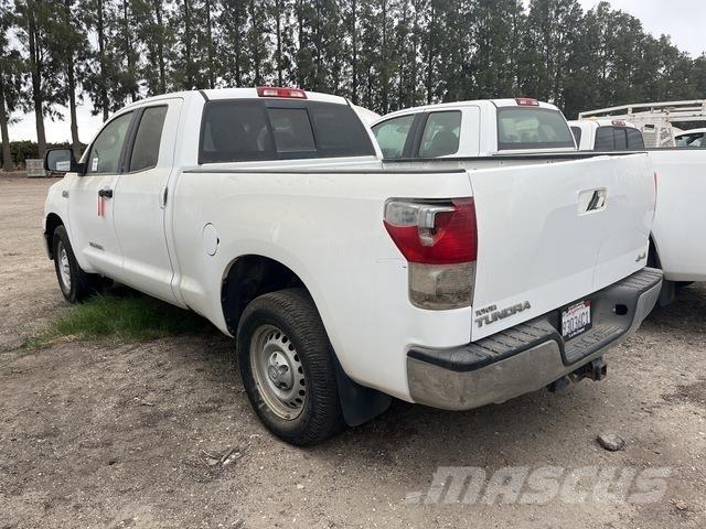 Toyota Tundra Egyéb