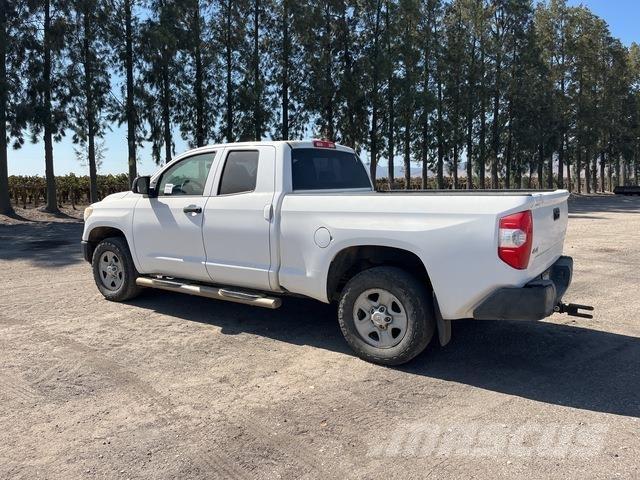 Toyota Tundra Egyéb