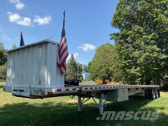 Transcraft  Platós / Ponyvás pótkocsik