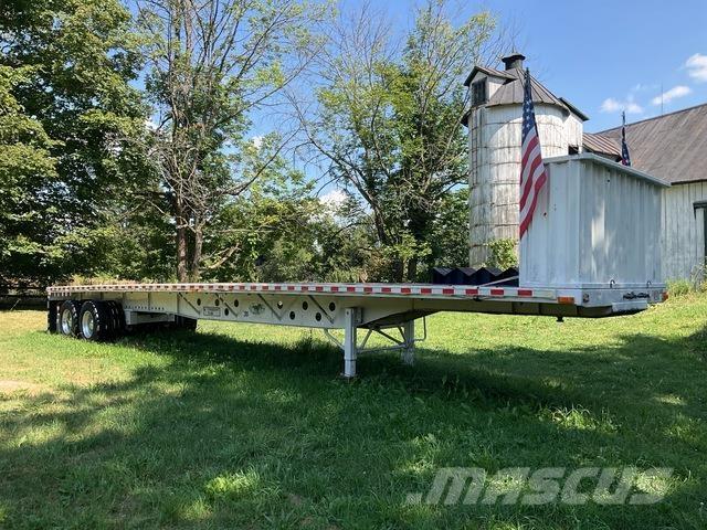 Transcraft  Platós / Ponyvás pótkocsik