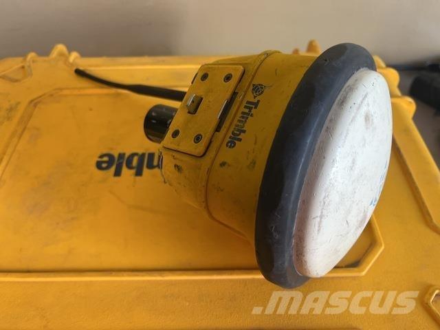 Trimble SPS985 Építőipar - Egyebek