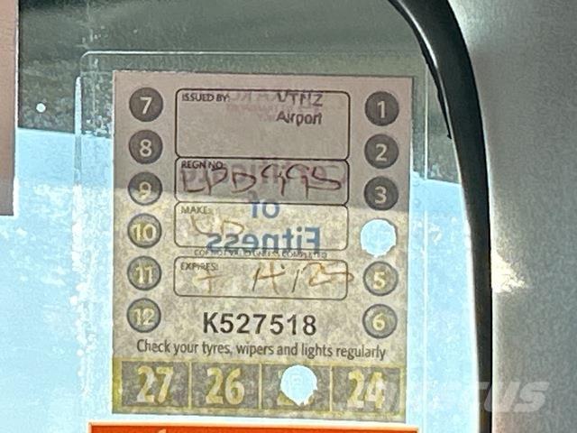 UD CW 26 390 Elhúzható ponyvás