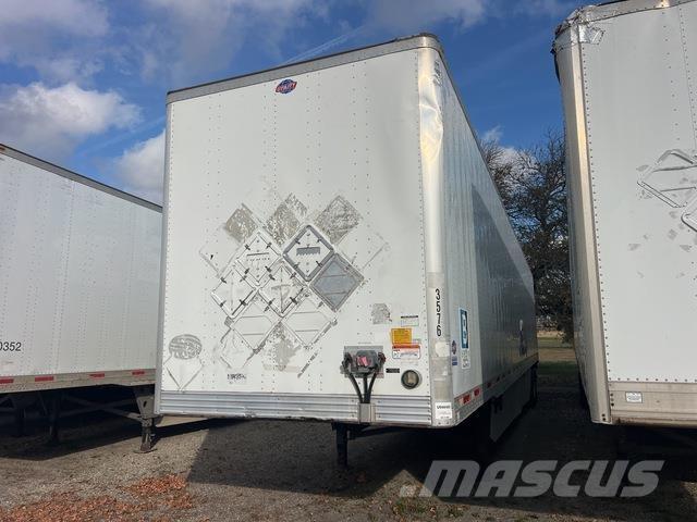 Utility  Dobozos pótkocsik