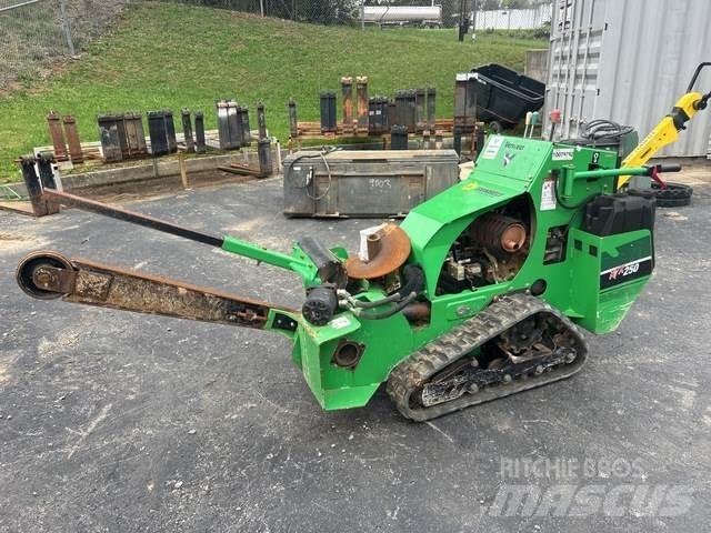 Vermeer RTX250 Árokásók